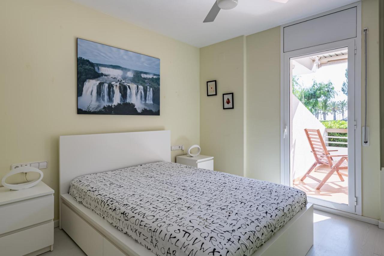 Apartamento Bahia Blanca Vilanova i la Geltrú Exterior photo